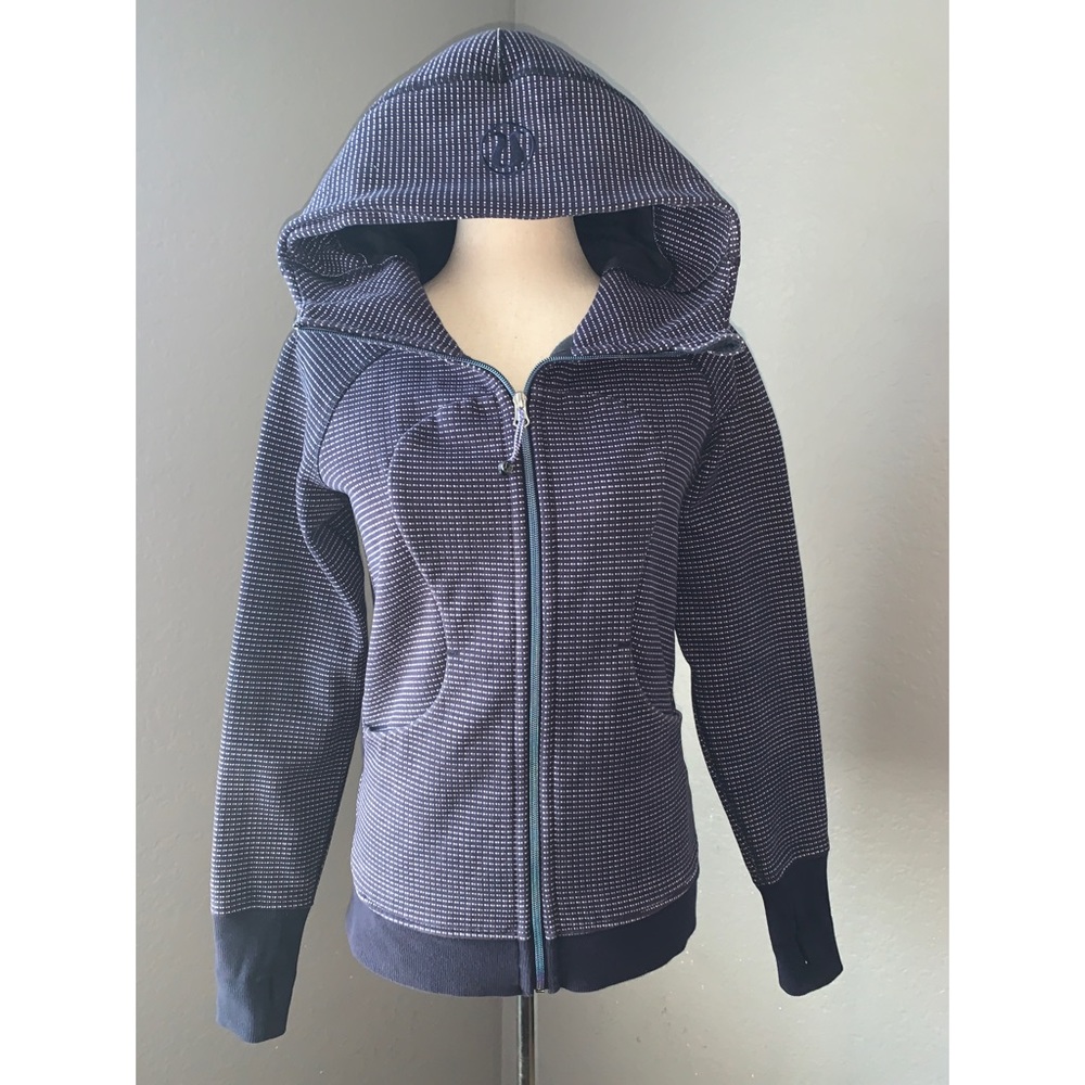 Lululemon women’s blue jacket